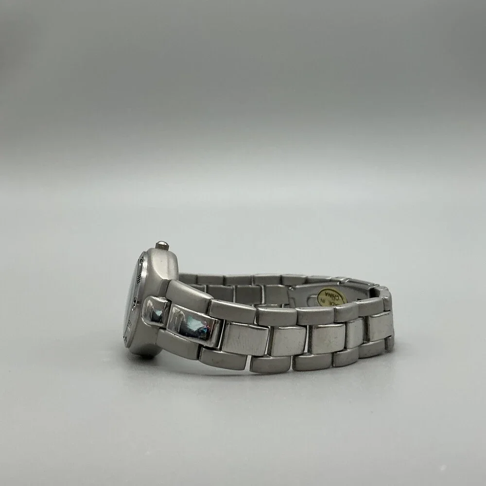 Manhattan Womens Watch 28mm Blue Dial Stainless Steel New Battery 7.75